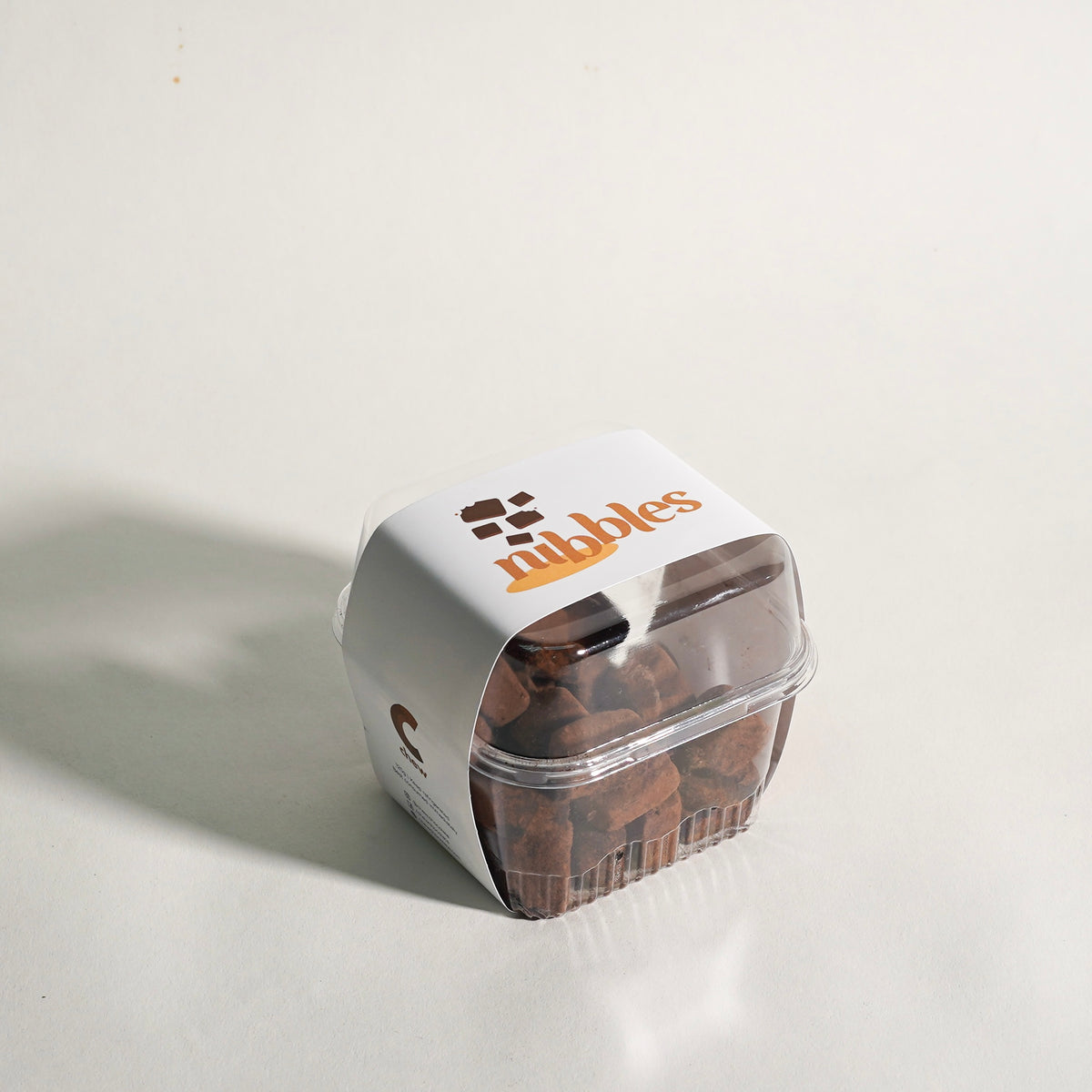 Nibbles – Chew Chocolate